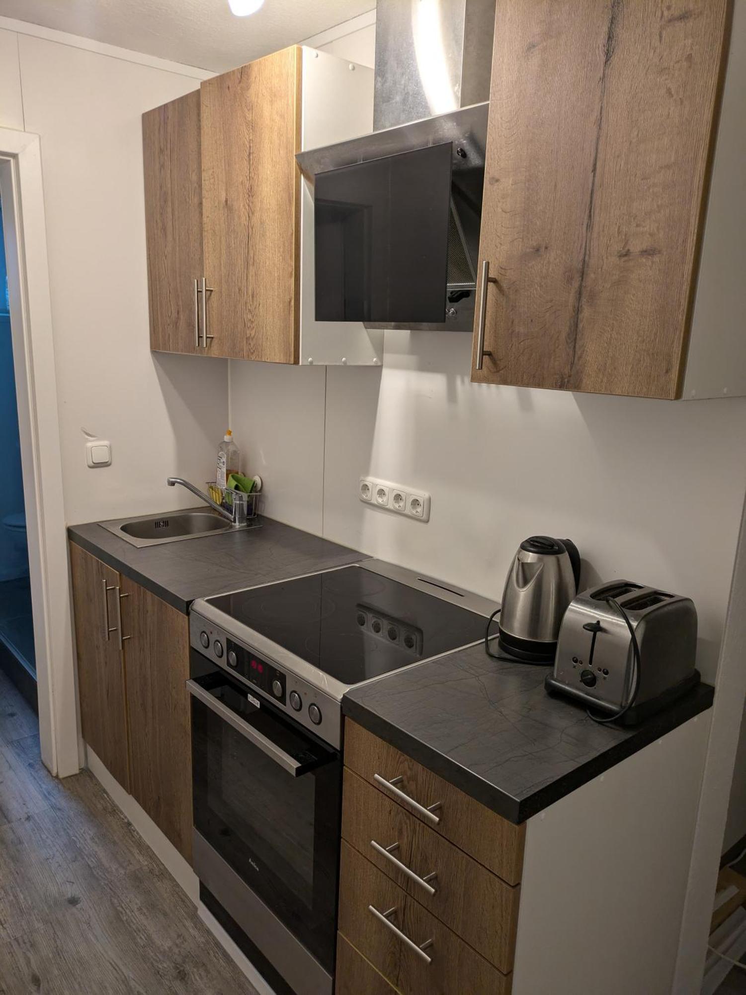 Nestoasewhv Zentrale Zimmer Zwischen City Und Suedstrand Вильгельмсхафен Экстерьер фото